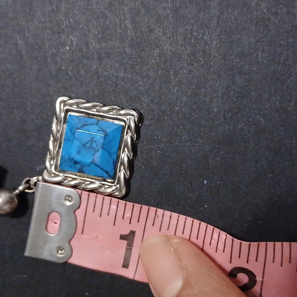 Faux turquoise silver tone dangling earrings - Picture 6 of 7